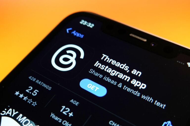 Threads add location sharing to posts